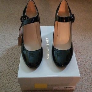 Marc Fisher Mary jane shoes